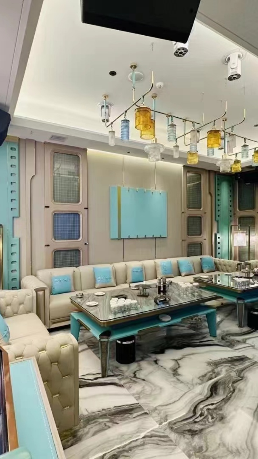 豪华包厢内部环境